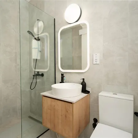 Sea And Mountain View At Sun Valley * Agios Georgios (Girne)